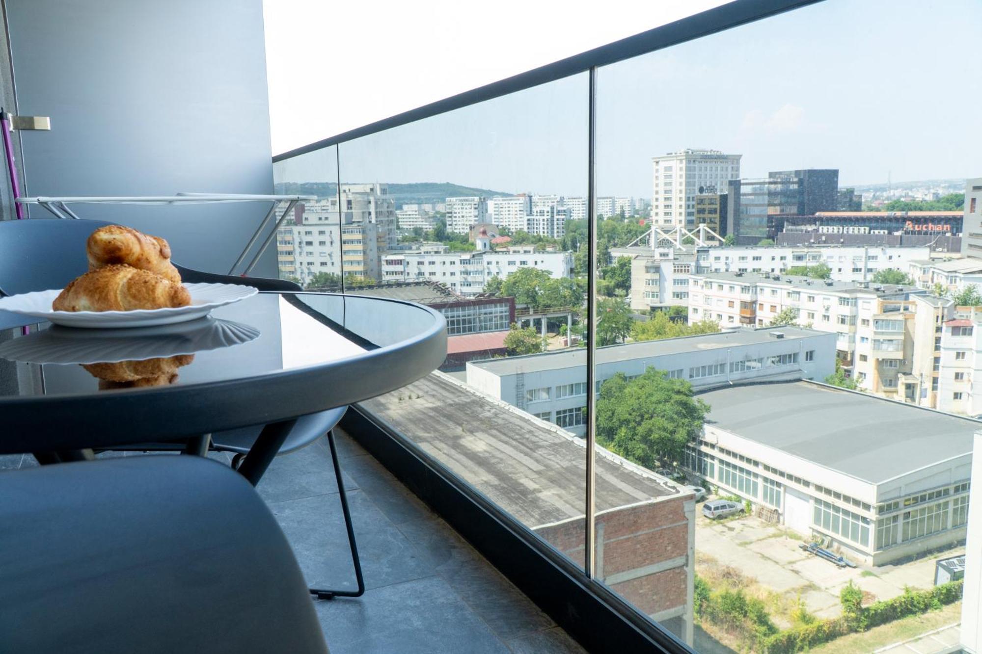 Center Apartment Palas Mall View Iasi Esterno foto